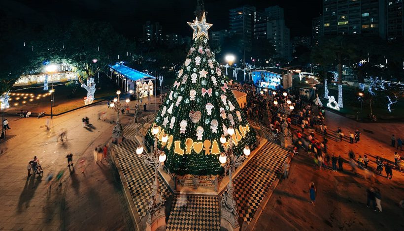 Natal Salvador: clima natalino chega à Praça do Campo Grande; veja as  imagens — Sociedade Online